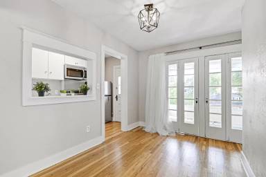 Main picture of 2811 Campbell St - 2S