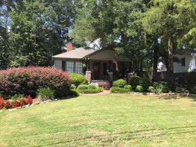 Main picture of 236 Brookwood Dr