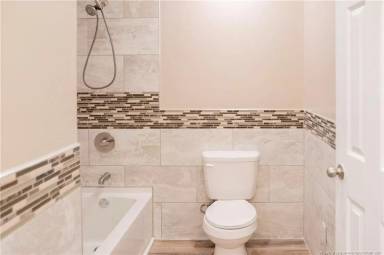 Main picture of 7536 Overbrook Dr