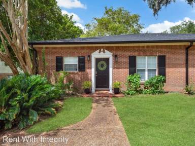 Main picture of 2225 Paul Russell Cir