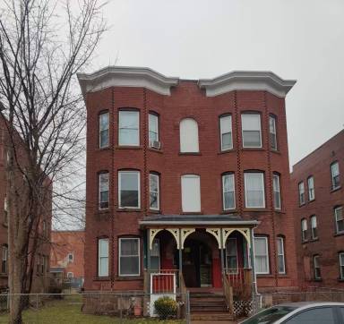 Main picture of 6 Putnam Hts