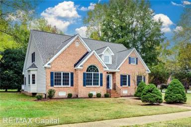 Main picture of 404 Magnolia Dr