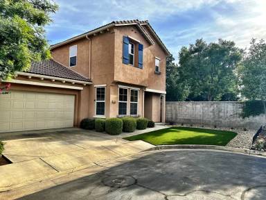 Main picture of 5233 W Fiano Ct