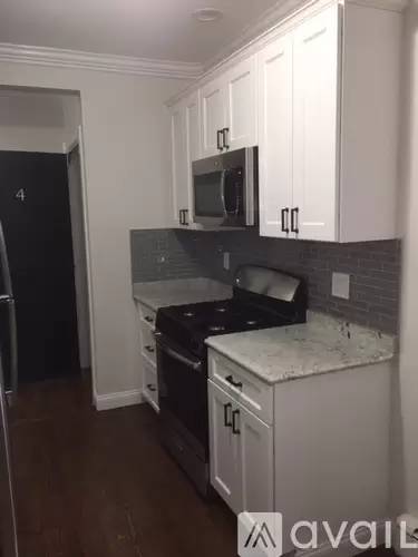 Main picture of 435 Walnut Ave