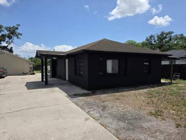 Main picture of 3422 W Idlewild Ave