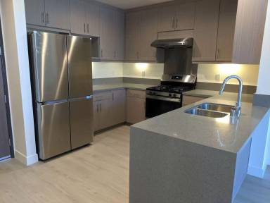 Main picture of 168 S Monterey St