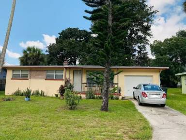 Main picture of 112 Oakwood Dr