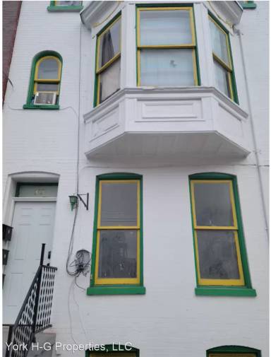 Main picture of 327 W Philadelphia St