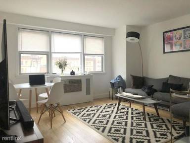 Main picture of 140 E 27th St