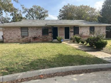Main picture of 2521 Normont Cir