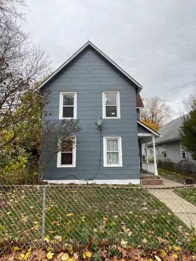 Main picture of 7812 Elton Ave