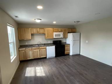 Main picture of 1 SE 130th Rd