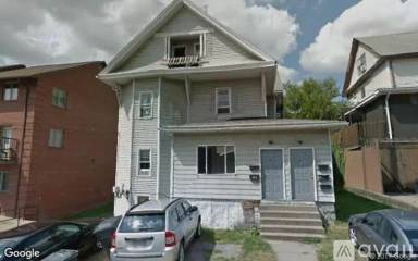 Main picture of 299 Wiles St