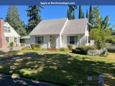 Main picture of 828 Palm St