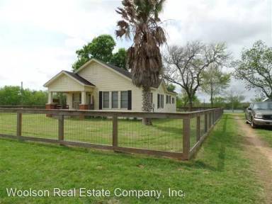Main picture of 123 Groll Ln
