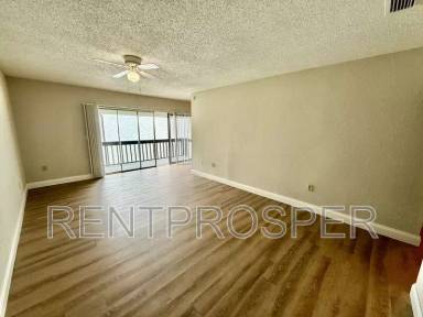 Main picture of 4403 S Semoran Blvd