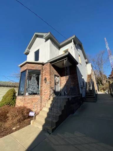 Main picture of 124 Virginia Ave