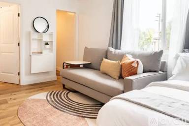 Main picture of 377 G St