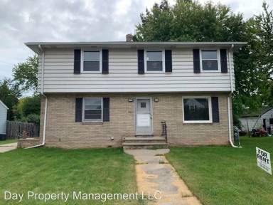 Main picture of 741 Appleton Rd