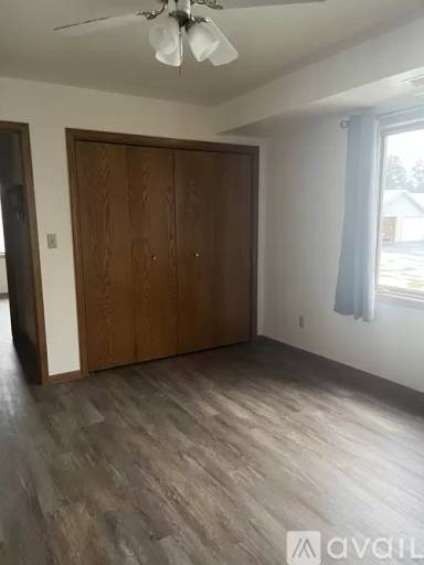 Main picture of 2885 Klovar Ln