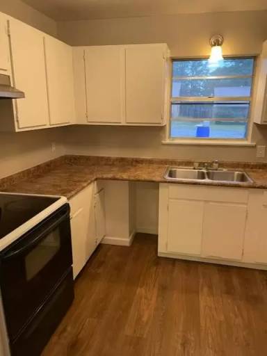 Main picture of 104 Jester Cir