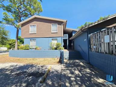 Main picture of 7602 W Powhatan Ave