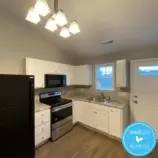 Main picture of 4 N Sterling St