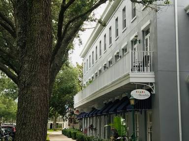 Main picture of 691 Front Street