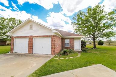 Main picture of 701 Jappy Akins Rd