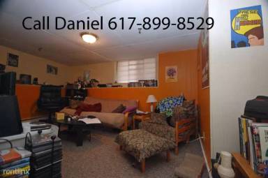 Main picture of 221 South St