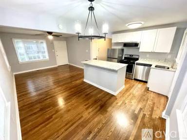 Main picture of 1007 Hill Top Dr