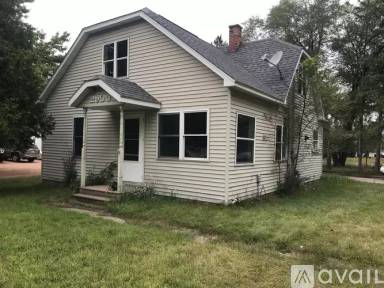 Main picture of 2900 Stanley St
