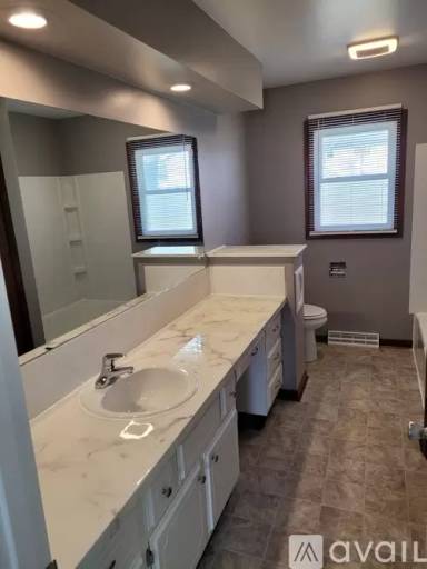Main picture of 2656 W 36th St