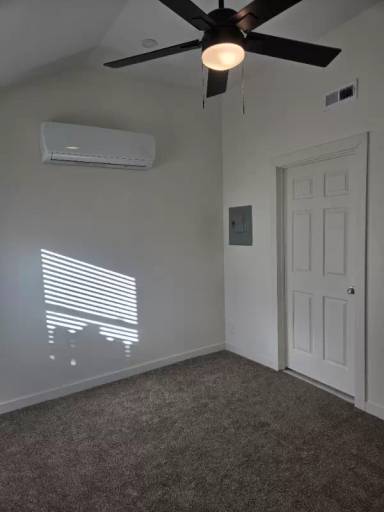 Main picture of 131 2nd St