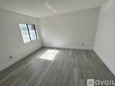 Main picture of 8560 Pineverde Ln