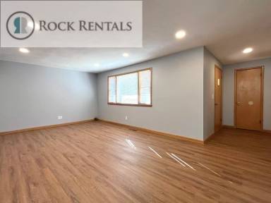 Main picture of 502 S Washington St