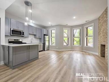 Main picture of 428-438 W Belden Ave