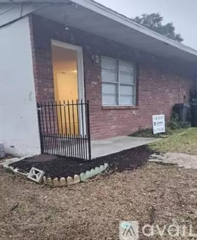 Main picture of 5931 Plaza View Dr