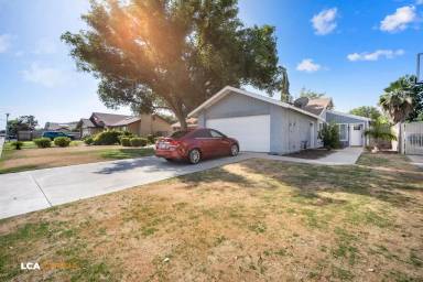 Main picture of 10105 Laurie Ave