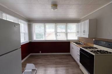 Main picture of 1044 N 8th St