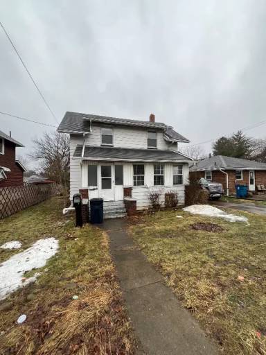 Main picture of 486 W Waterloo Rd