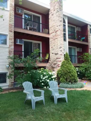Main picture of 3246 Douglas Dr N