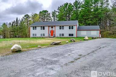 Main picture of 18 Chestnut Dr