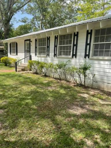 Main picture of 308 Barron St