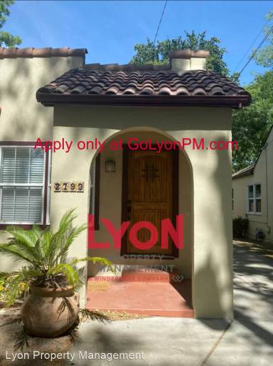 Main picture of 2711 Freeport Blvd