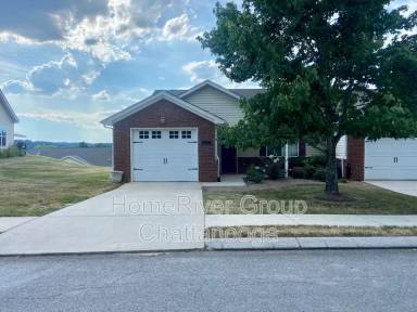 Main picture of 5651 Mountain Oaks Ln