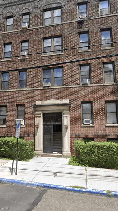 Main picture of 259 Knox Ave