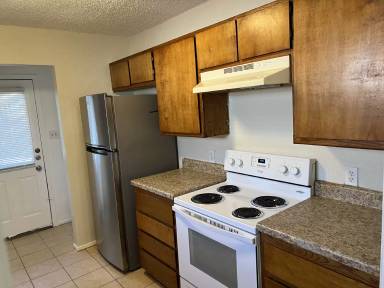 Main picture of 1613 Windsong Ln