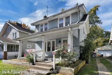 Main picture of 59 N Chase Ave