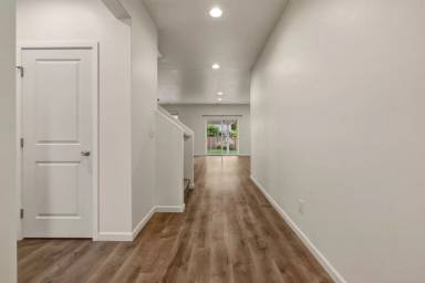 Main picture of 7003 Alta Vista Dr SE